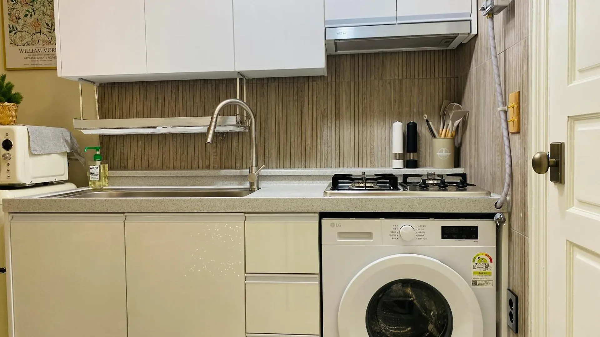 Apartament Rosie House, Gangnam Station 5Min, Airportbus, Korean House Experience, Independent Accommodation Seul