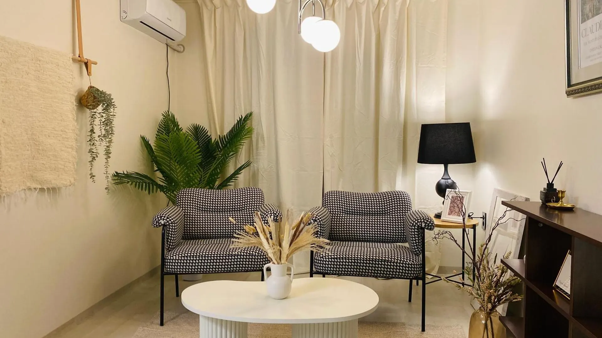 Rosie House, Gangnam Station 5Min, Airportbus, Korean House Experience, Independent Accommodation سيول